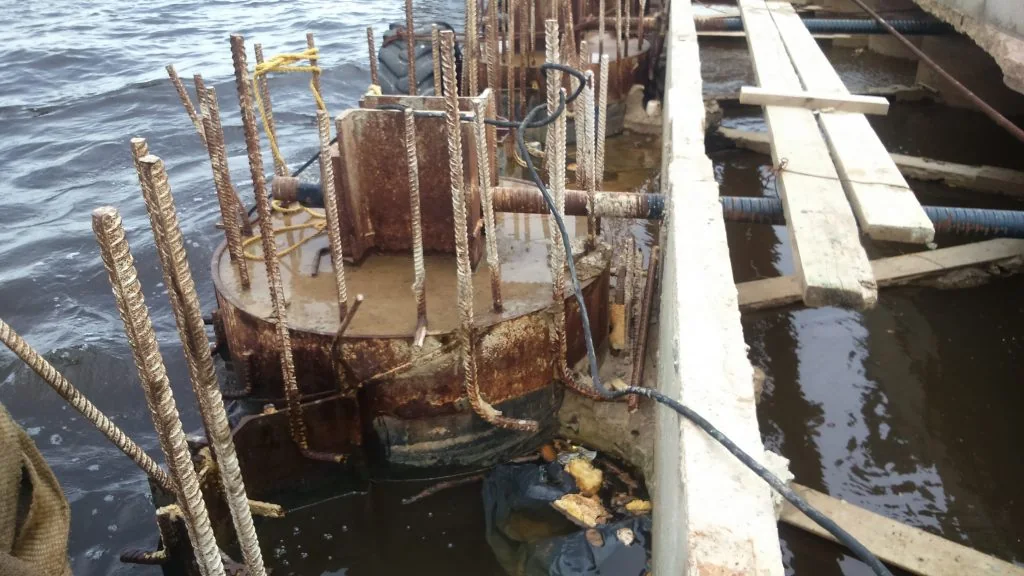 Krantinės atramų armatūra ir metalinės konstrukcijos prie vandens